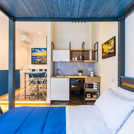 Central Station Apartments & Suites Napoli Esterno foto