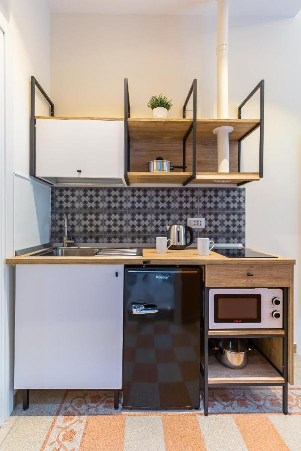 Central Station Apartments & Suites Napoli Esterno foto