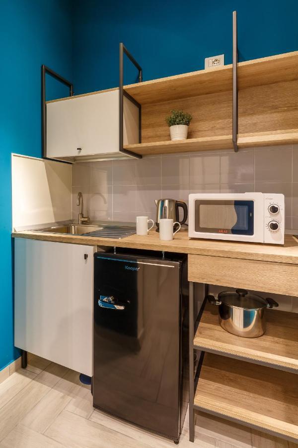 Central Station Apartments & Suites Napoli Esterno foto