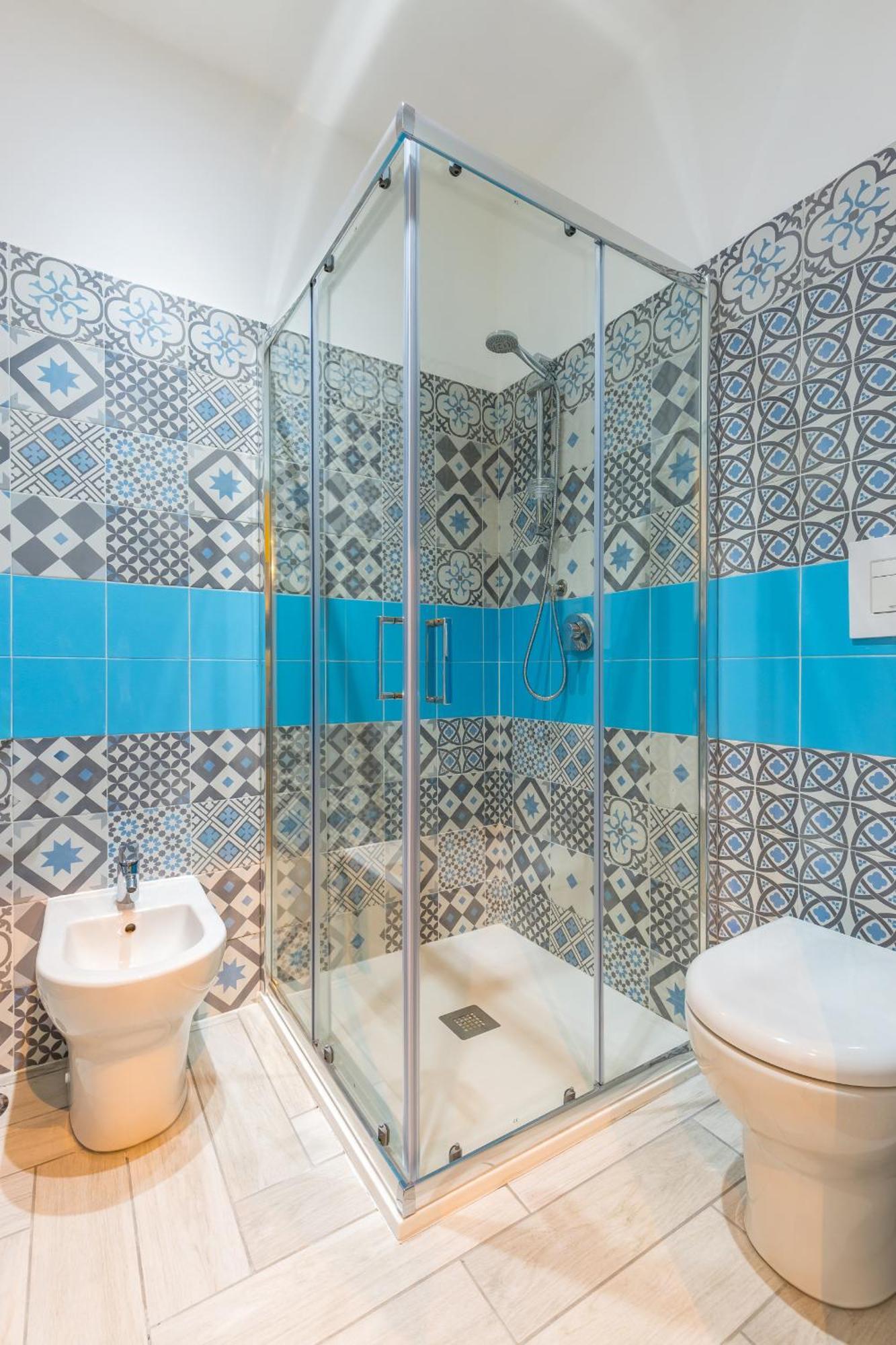 Central Station Apartments & Suites Napoli Esterno foto